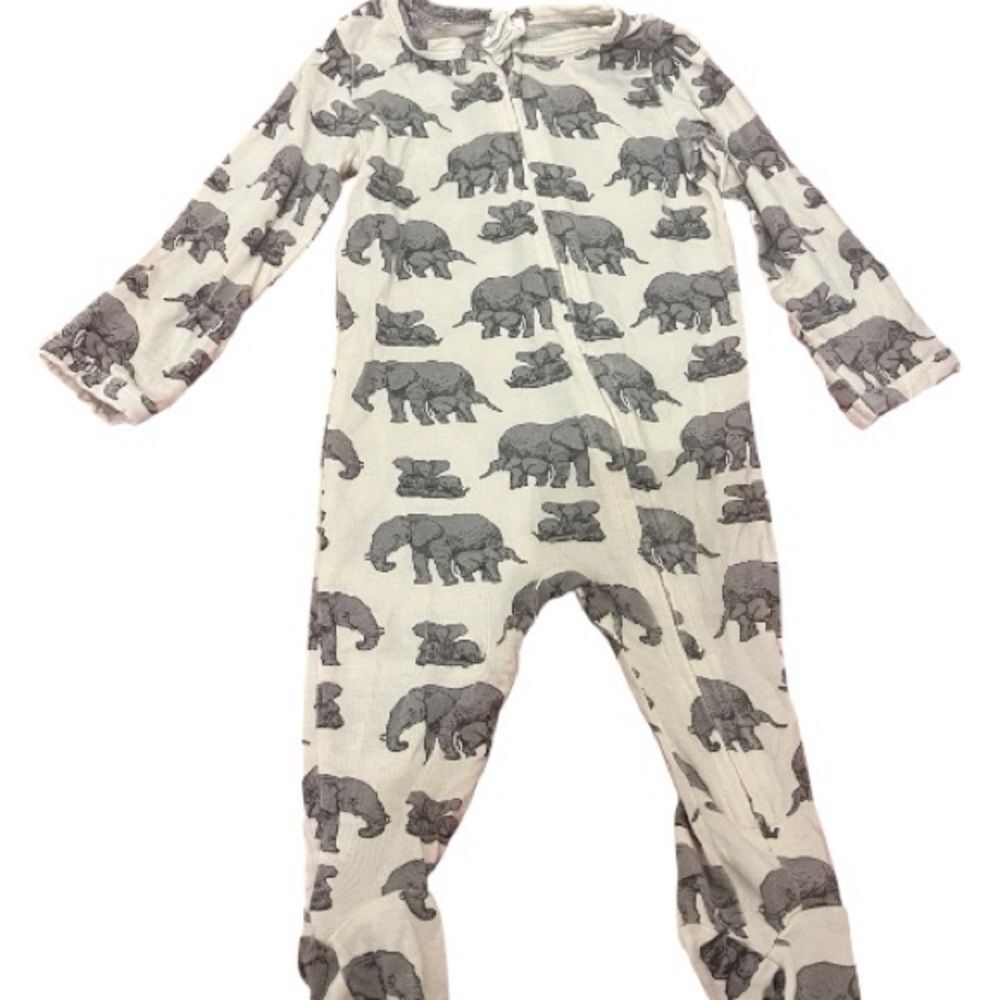 Kate Quinn Baby One Piece Footie Elephant Print size Kids 3-6 months